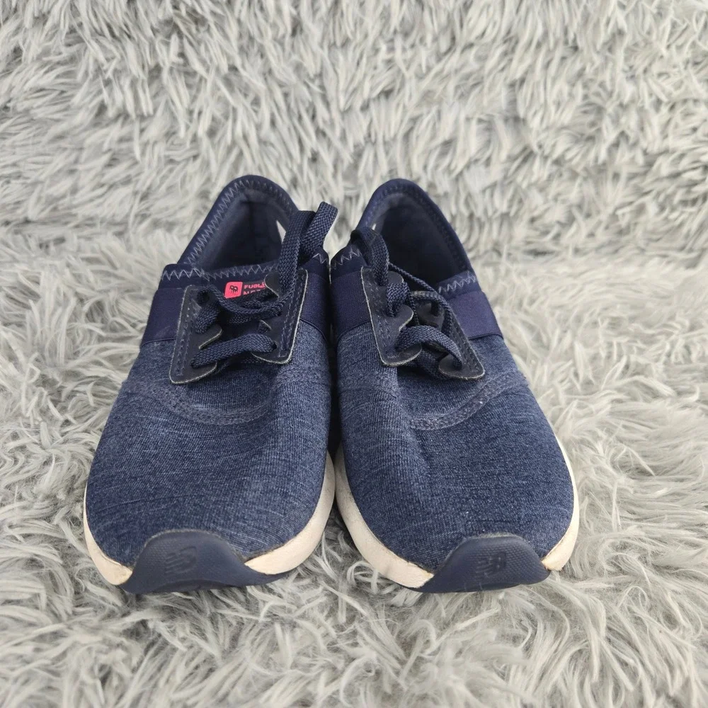 New Balance‎ FuelCore Nergize Kids Size 1Y Navy Blue Pink GSNCYNB Sneakers